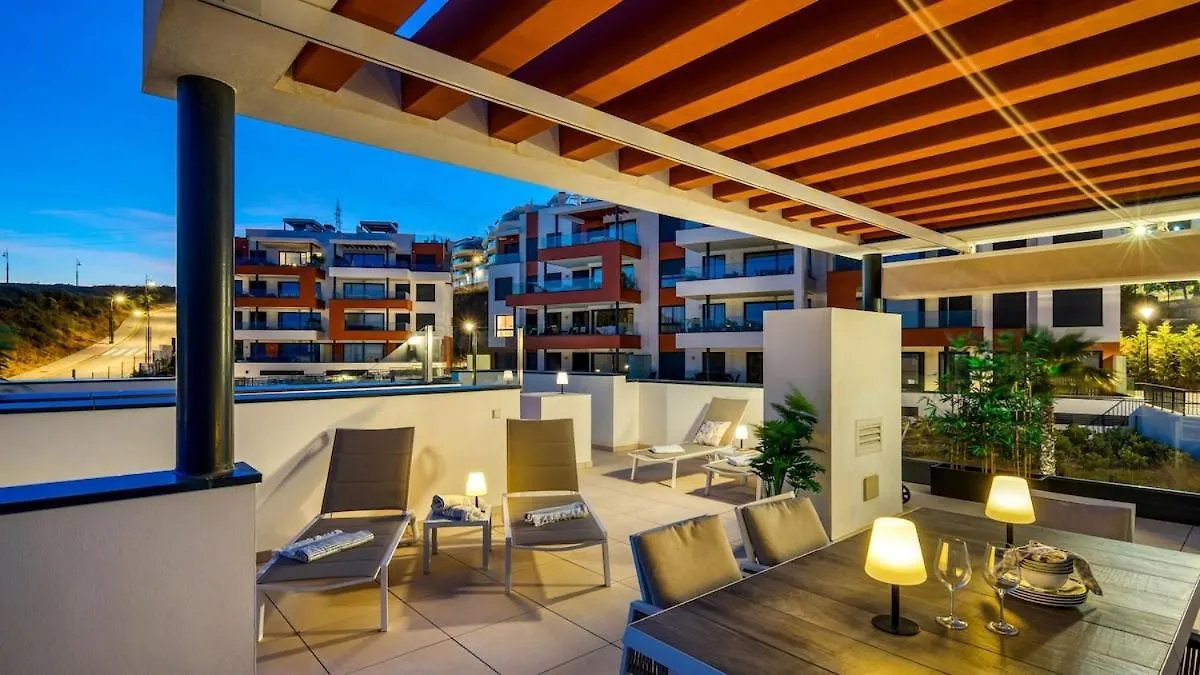 Stunning Penthouse -Private Pool Daire Fuengirola